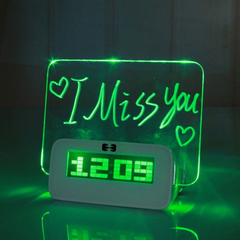 Wholesale Message Board Clock With USB Hub