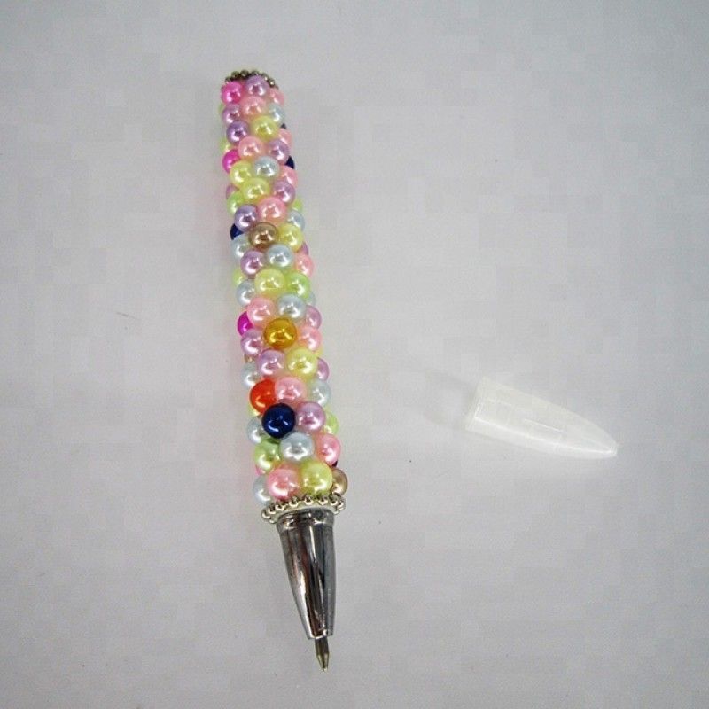 2022 Creative smart promotional beaded decorative plastic ballpoint pens 